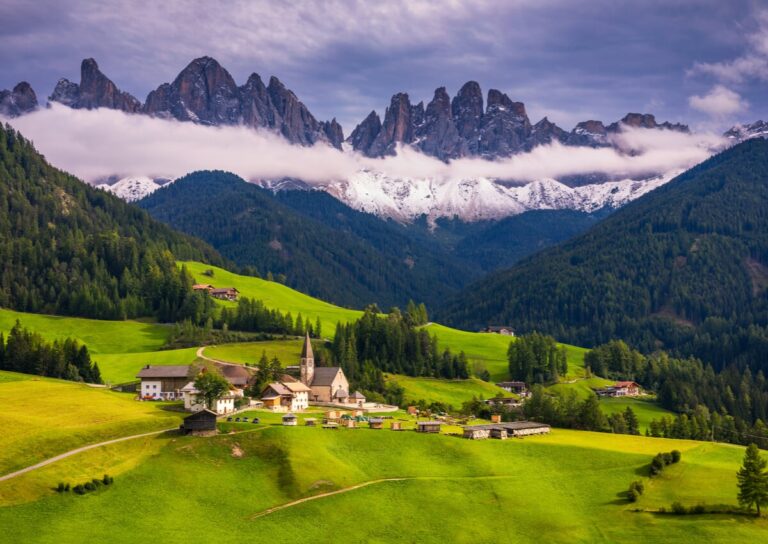 5 destinos de naturaleza en altura donde los hospedajes pequeños son parte esencial de la experiencia