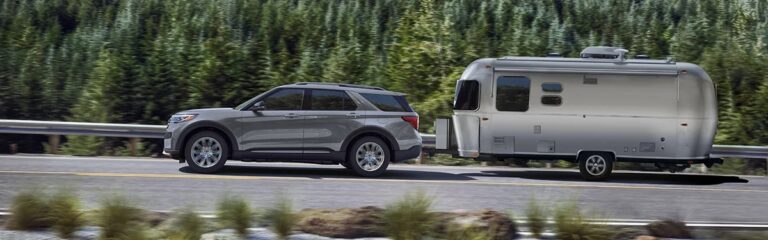 Los 5 SUVs medianos del 2026 con la mayor capacidad de remolque