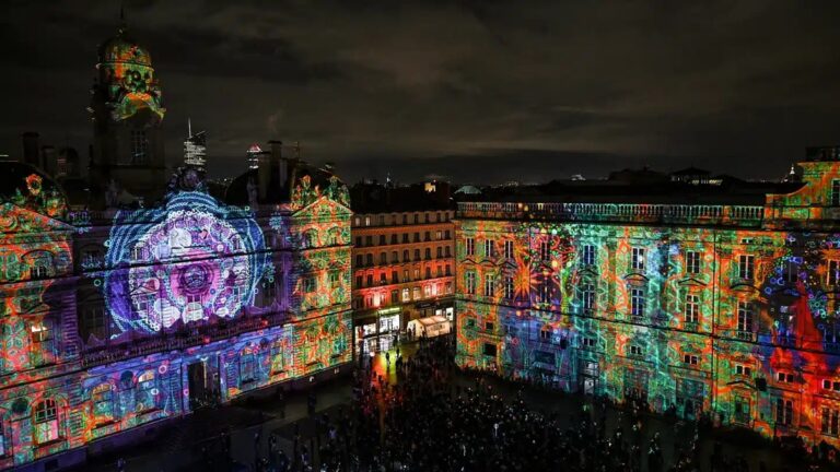 Los 5 destinos del mundo donde los festivales de luz transforman por completo la experiencia de viaje en invierno