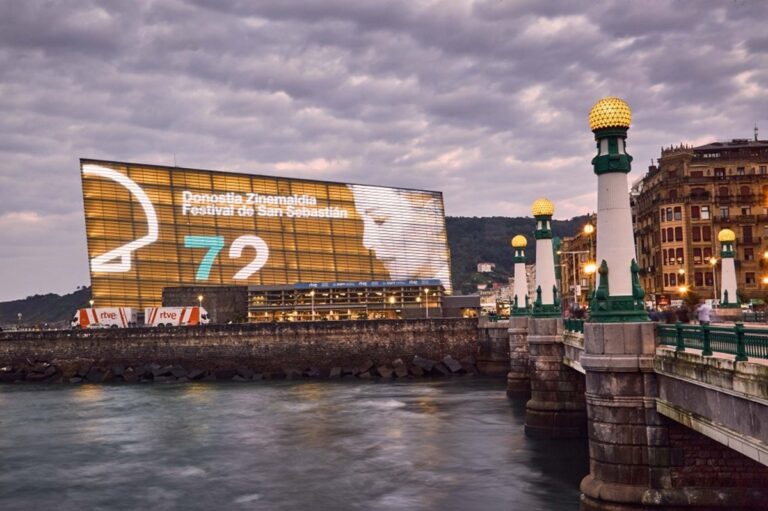 Las 5 ciudades con festivales de cine que convierten un viaje en una experiencia cultural en 2026
