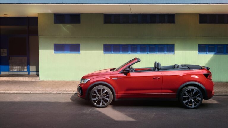 Volvió el techo de lona: 5 convertibles del 2026 que todavía saben a verano eterno