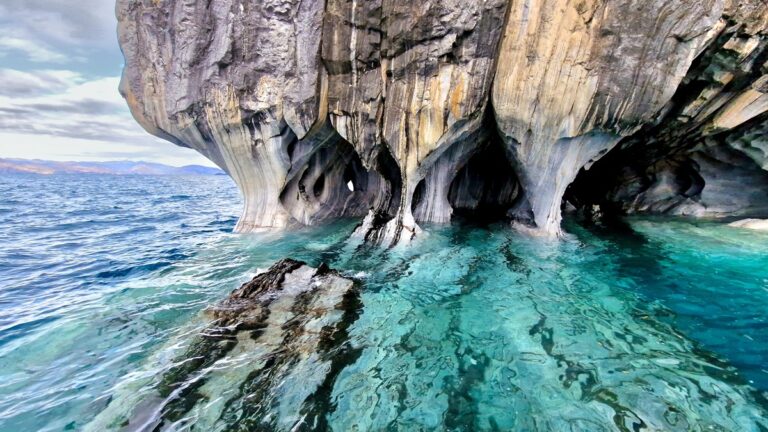 5 cuevas y formaciones naturales que parecen escenografía de otro planeta