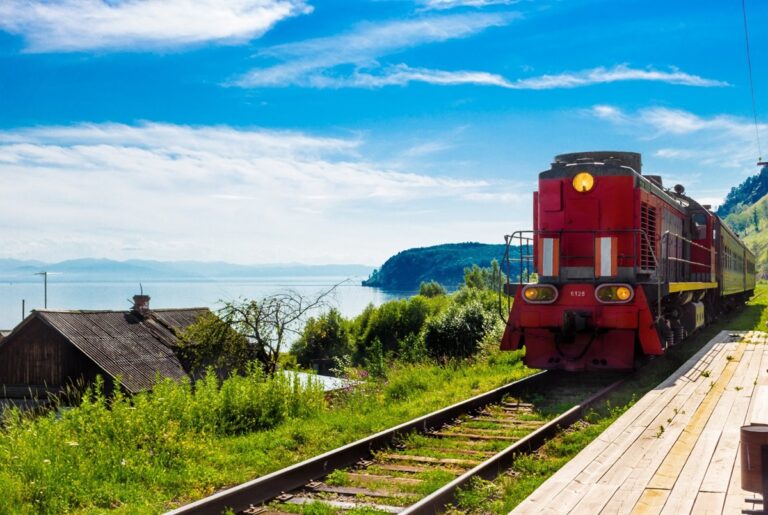 5 rutas de tren nocturno que todavía existen y valen la pena vivir una vez