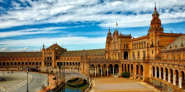 5 ciudades universitarias con aire de película que vale la pena recorrer
