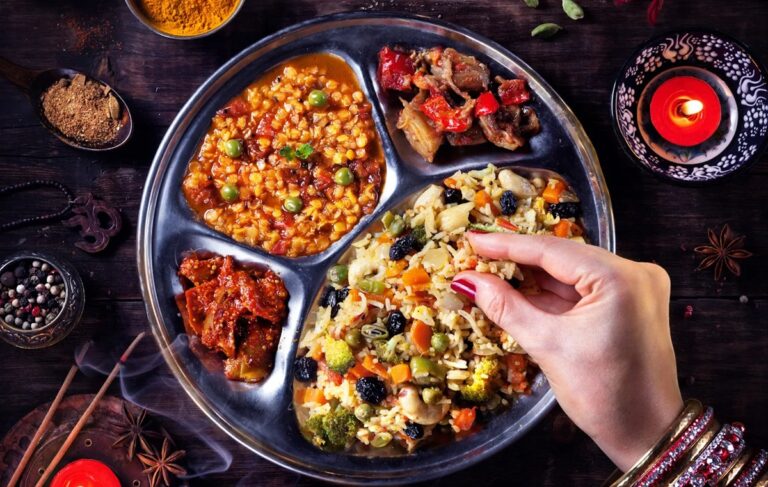 5 países donde comer con las manos es lo normal y cómo hacerlo bien