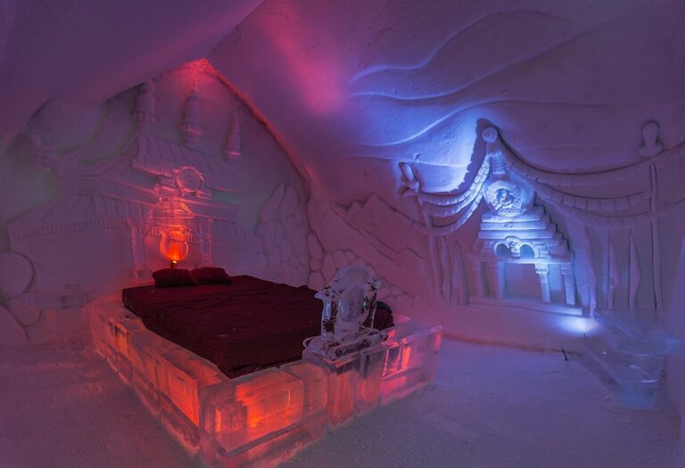 5 hoteles de hielo, nieve o cápsula donde dormir es el verdadero plan