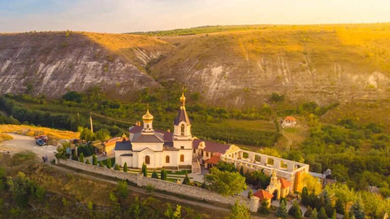 Moldavia no es el viaje europeo que imaginas: 5 cosas que te sorprenderán y otras que debes saber antes de ir no es el viaje europeo que imaginas: 5 cosas que te sorprenderán y otras que debes saber antes de ir